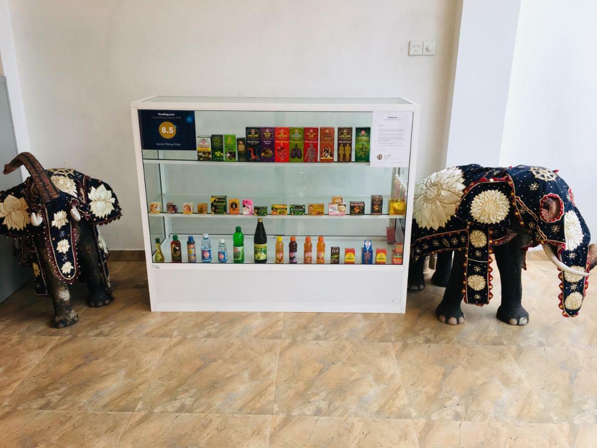 Vendol Maliga Edge Hotel Kandy Bagian luar foto