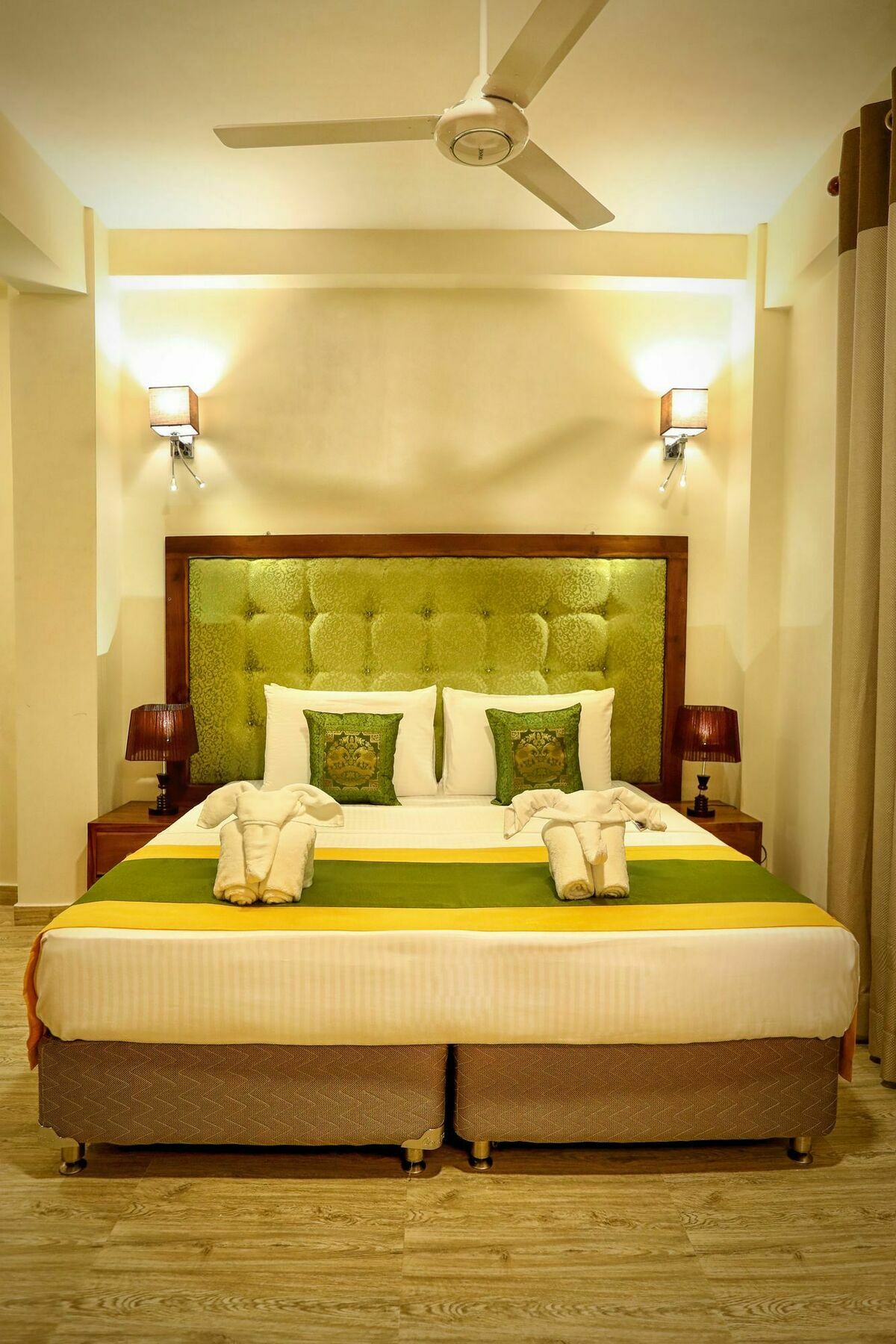 Vendol Maliga Edge Hotel Kandy Bagian luar foto