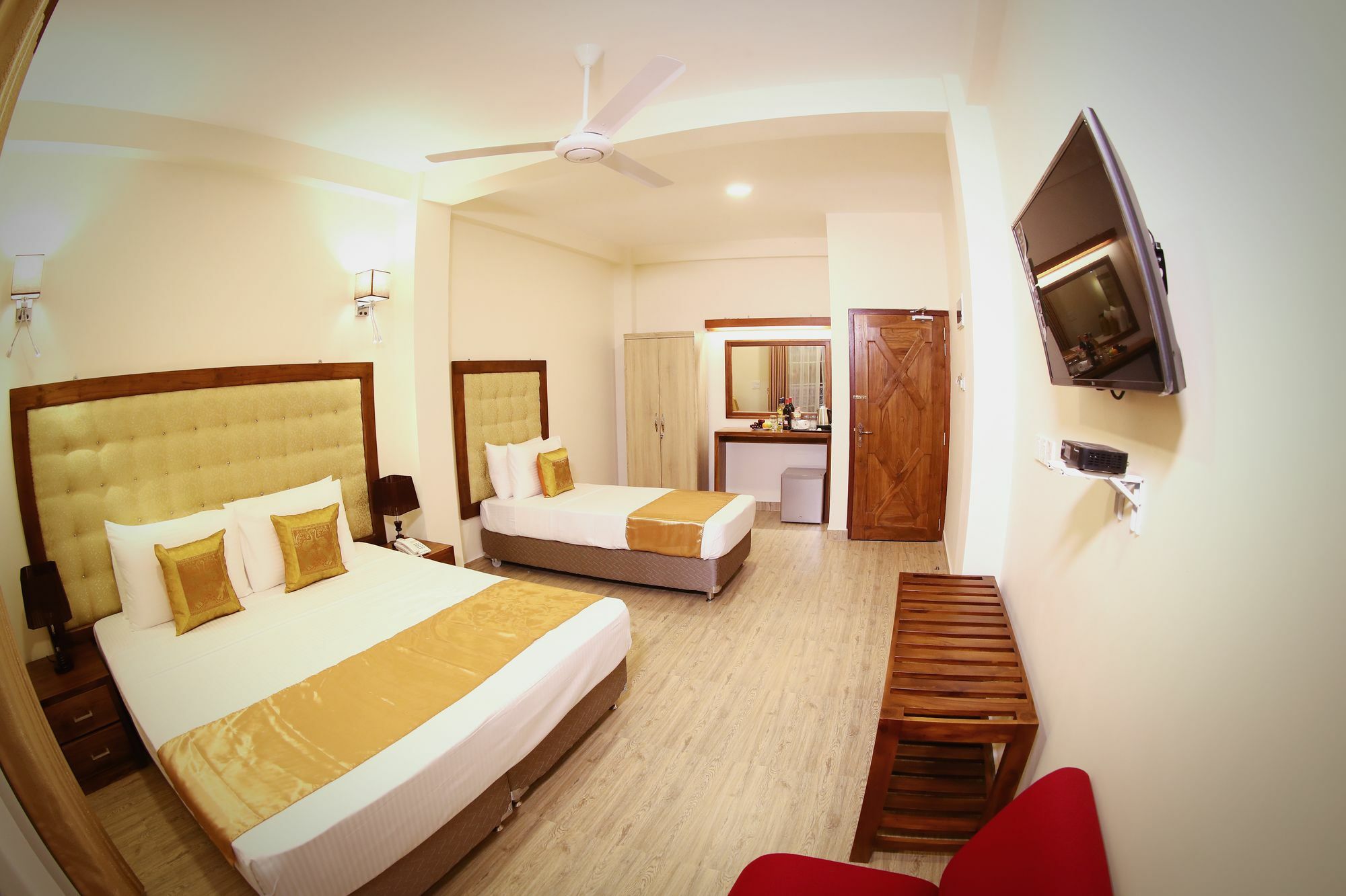Vendol Maliga Edge Hotel Kandy Bagian luar foto